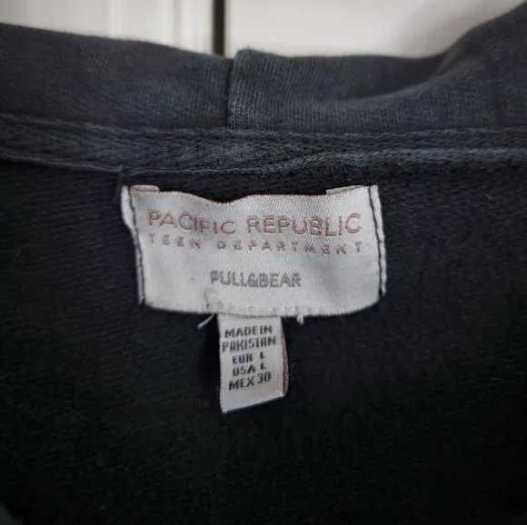 Pull&Bear Black Crop Jacket w/Hood - Picture 3 of 7